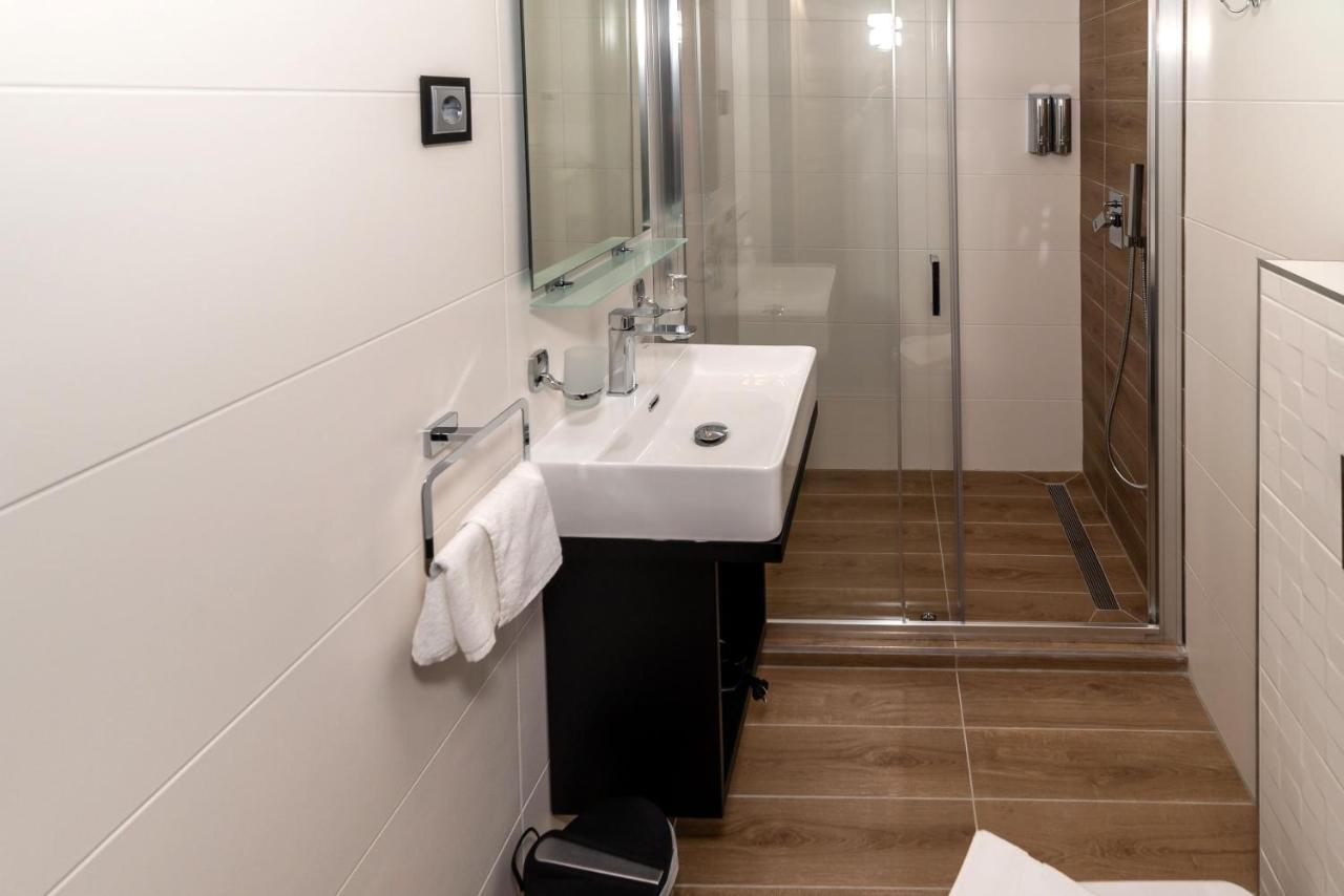 Arany Apartman Miskolc Buitenkant foto