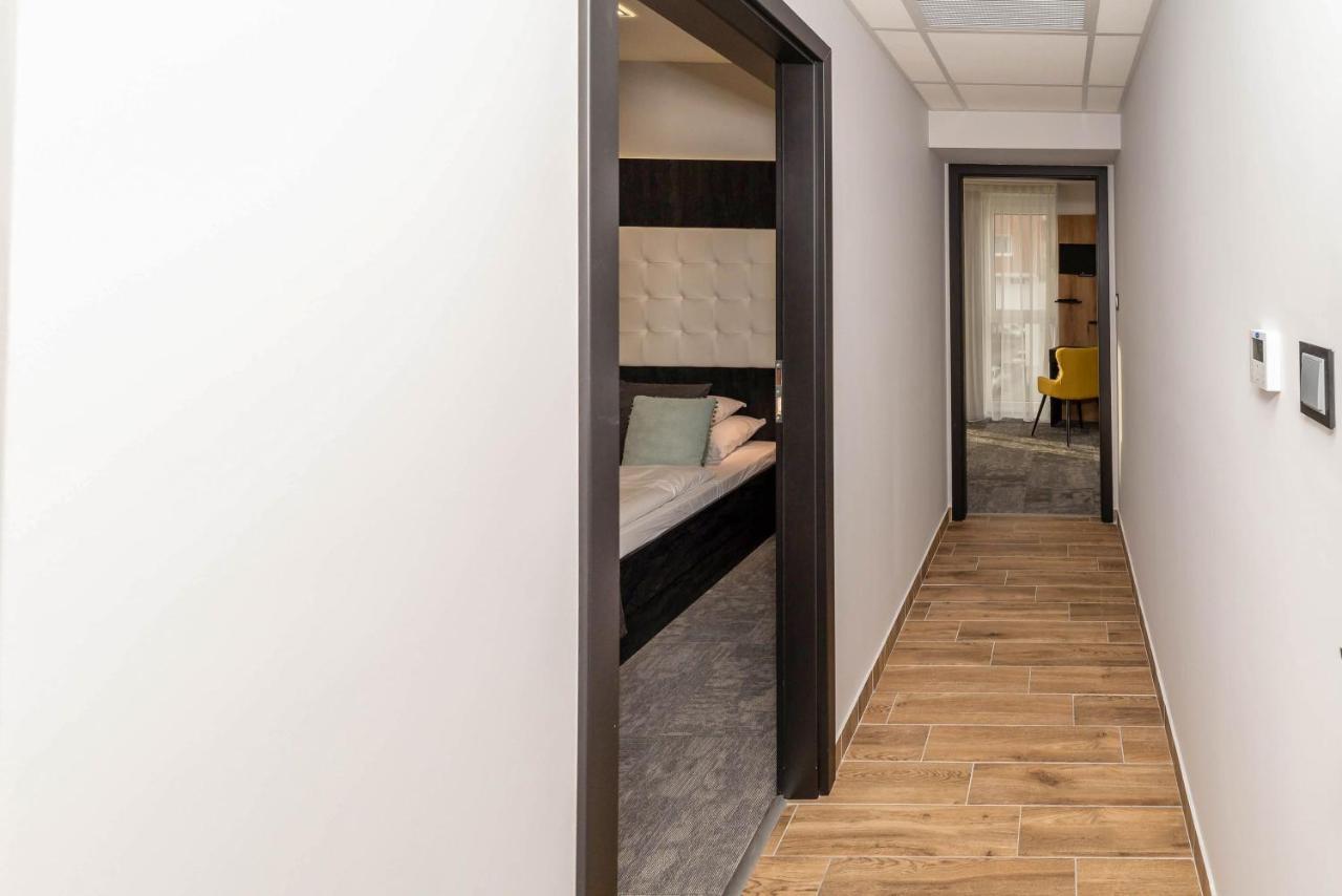 Arany Apartman Miskolc Buitenkant foto